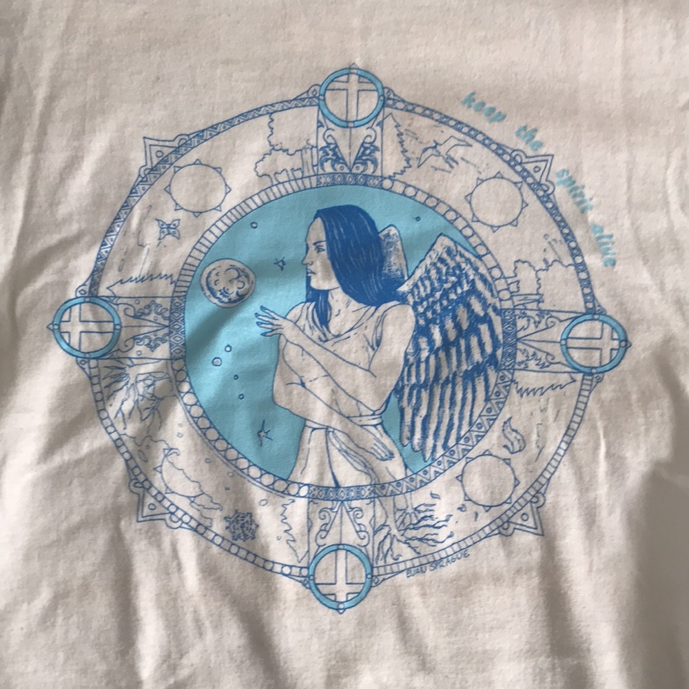 “Keep the spirit alive” t-shirt - Picture 2 of 4